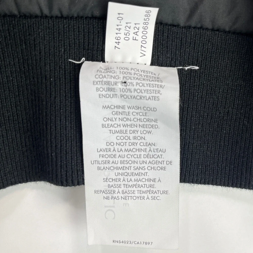 Banana Republic Reversible Quilted Puffer Performance Vest Mens M Black Blue NWT